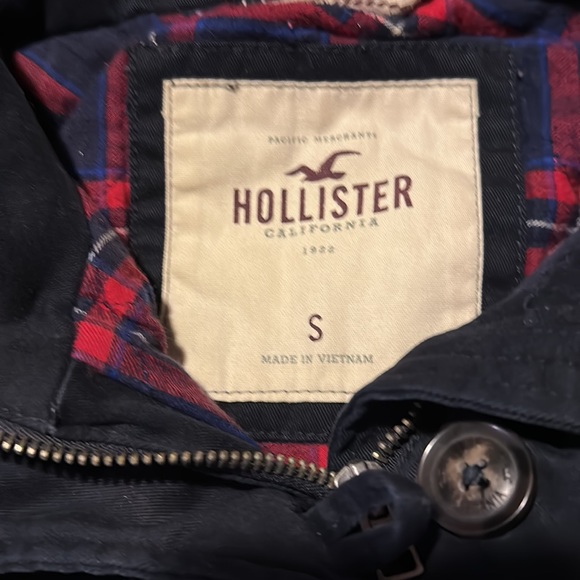 Winter jacket - Picture 3 of 3